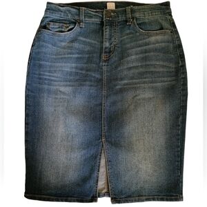 W62 midi denim skirt with subtle front slit size 8